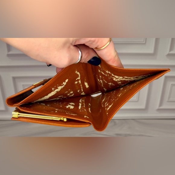 MCM Vintage Visetos Kisslock Wallet | Brown & Gold | Authentic - Picture 10 of 10